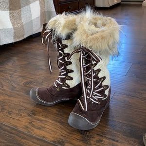 Mukluks Boots